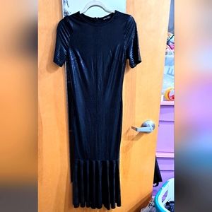 Absolutely beautiful dress!